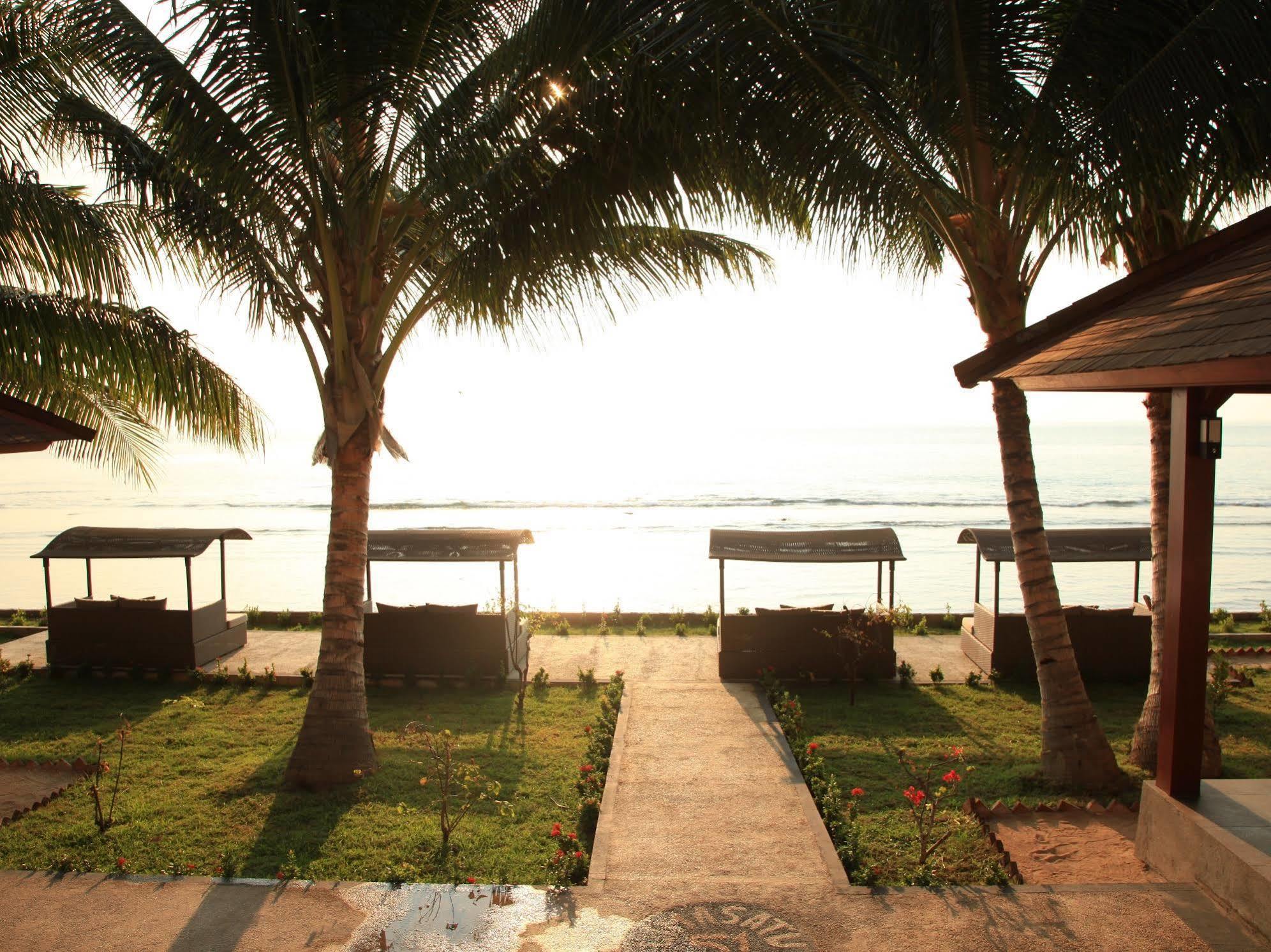 Lima Satu Resort Pemenang ภายนอก รูปภาพ